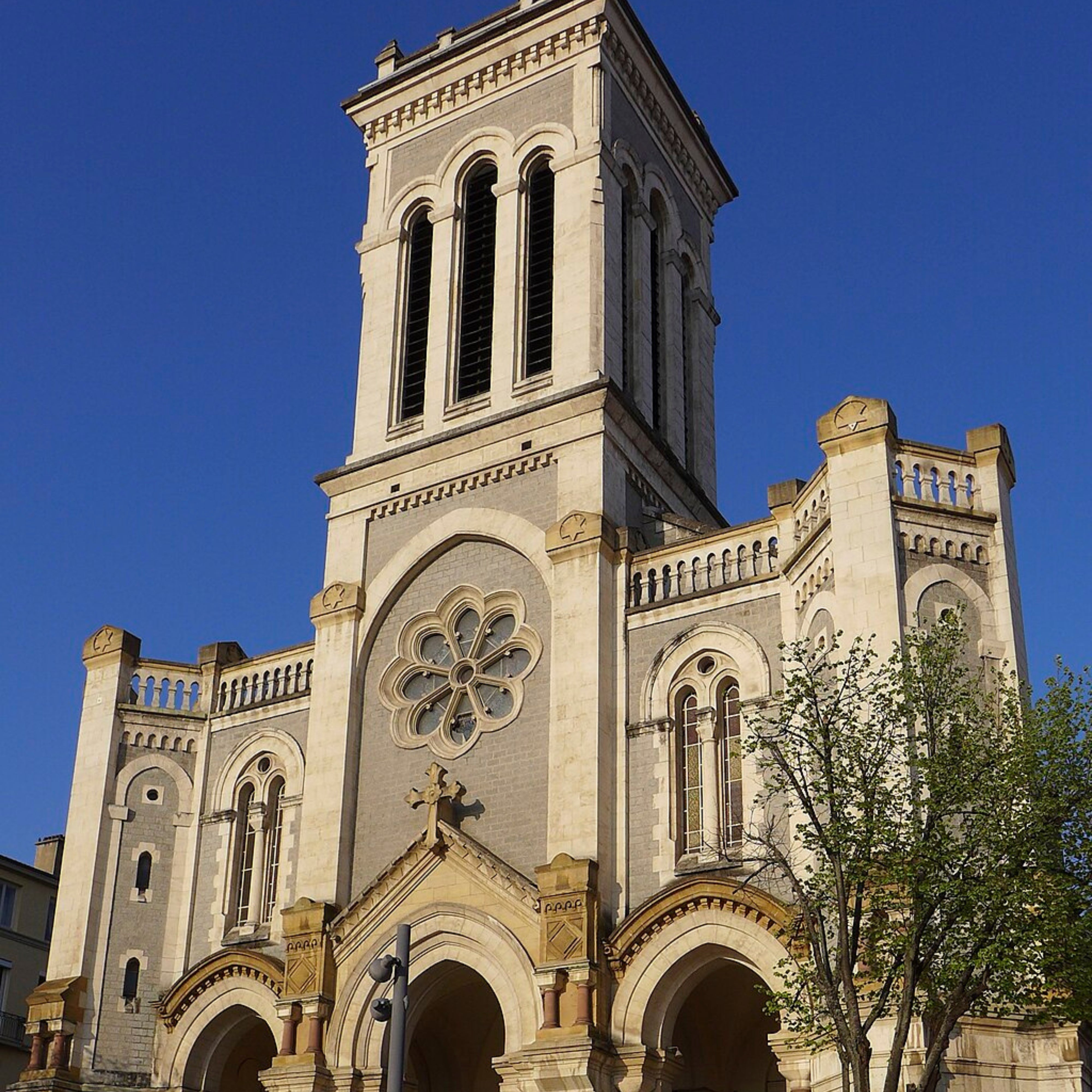 Où trouver JNPR à Saint-Étienne ? - JNPR