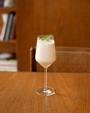 Recette piña colada cocktail sans alcool rhum blanc ananas ingrédients préparation blender crème de coco jus sirop de canne noix de coco vanille glaçons pilés sucre goût arôme