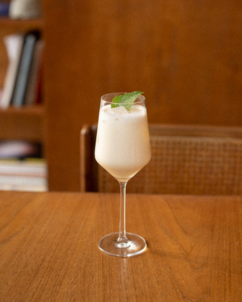 Recette piña colada cocktail sans alcool rhum blanc ananas ingrédients préparation blender crème de coco jus sirop de canne noix de coco vanille glaçons pilés sucre goût arôme